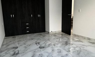 VENTA DE CASA NUEVA EN RESIDENCIAL PRIMAVERA ATRAS DEL PARQUE TOLUCA 2000