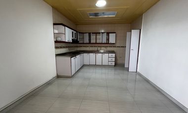 LOCAL EN ARRIENDO EN EL CENTRO/SANTA ROSA