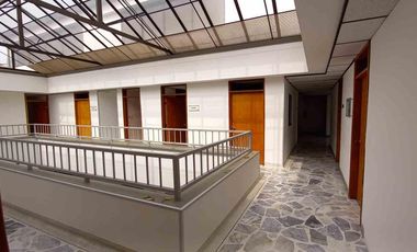 EDIFICIO EN VENTA VERSALLES