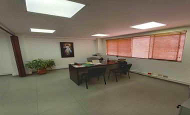 EDIFICIO EN VENTA VERSALLES