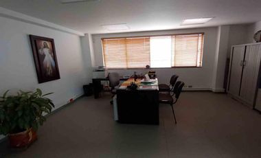 EDIFICIO EN VENTA VERSALLES