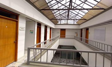 EDIFICIO EN VENTA VERSALLES