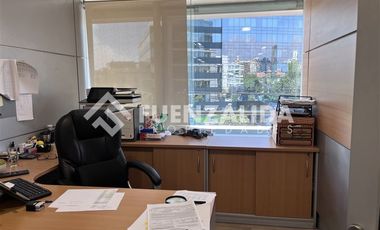 Oficina en Venta en Vitacura con Vespucio