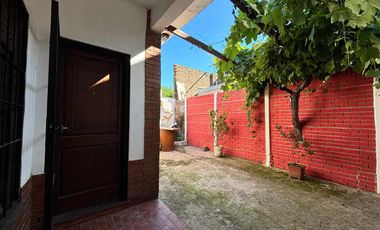 Casa PH en venta en Quilmes Oeste Centro
