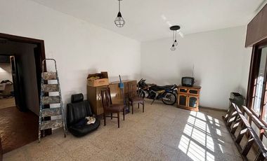 Casa PH en venta en Quilmes Oeste Centro