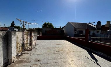 Casa PH en venta en Quilmes Oeste Centro