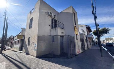 Casa PH en venta en Lanus Este