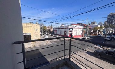 Casa PH en venta en Lanus Este