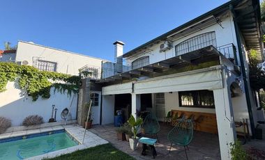 Chalet en venta en Barrio Parque