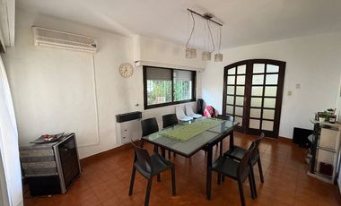 Chalet en venta en Barrio Parque