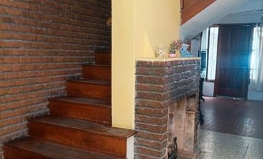 ZONA ALMAFUERTE Y ARTIGAS CASA EN VENTA