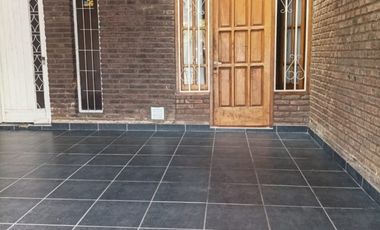 ZONA ALMAFUERTE Y ARTIGAS CASA EN VENTA