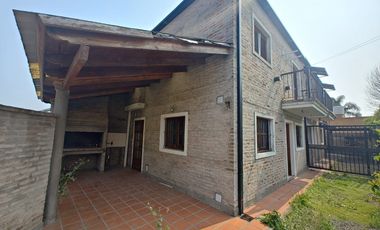 DUPLEX COMPLEJO INTERNO EN VENTA CALLE LAPRIDA AL 700