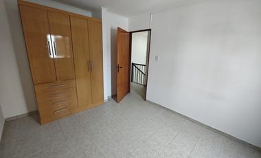 DUPLEX COMPLEJO INTERNO EN VENTA CALLE LAPRIDA AL 700