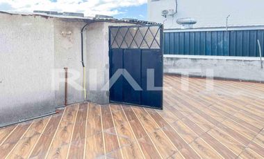 Casa en venta en Calderón, 3 dormitorios con patio en Conjunto Privado