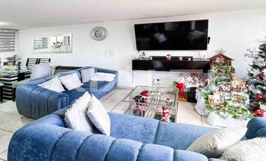 Casa en venta en Calderón, 3 dormitorios con patio en Conjunto Privado