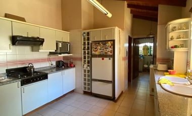 CASA A LA VENTA EN ZONA PARQUE