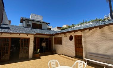 CASA A LA VENTA EN ZONA PARQUE