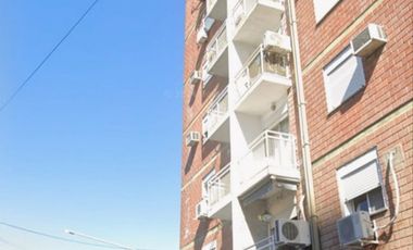 DEPARTAMENTO A LA VENTA EN CALLE PELLEGRINI