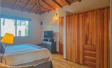 CASA EN VENTA CON EXCELENTE UBICACIÓN EN AVANDARO.