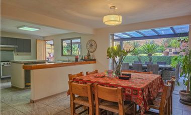 CASA EN VENTA CON EXCELENTE UBICACIÓN EN AVANDARO.