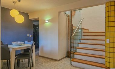 CASA EN VENTA CON EXCELENTE UBICACIÓN EN AVANDARO.