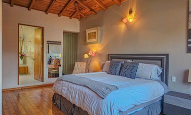CASA EN VENTA CON EXCELENTE UBICACIÓN EN AVANDARO.