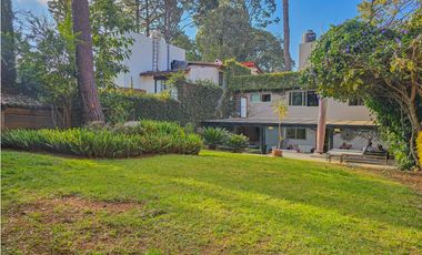 CASA EN VENTA CON EXCELENTE UBICACIÓN EN AVANDARO.