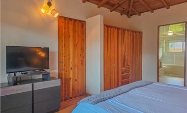 CASA EN VENTA CON EXCELENTE UBICACIÓN EN AVANDARO.