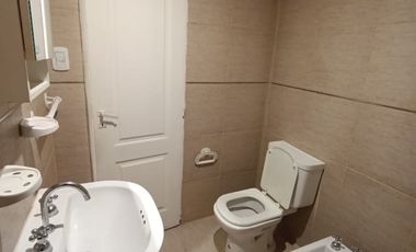 CALLE  URQUIZA 1530 -  MONOAMBIENTE EN VENTA