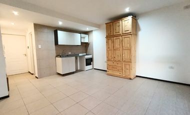 CALLE  URQUIZA 1530 -  MONOAMBIENTE EN VENTA