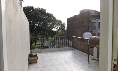 DUPLEX EN VENTA SOBRE AVENIDA RAMIREZ