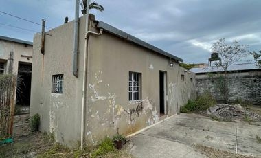 CASA A RECICLAR  EN VENTA EN AVENIDA ZANNI