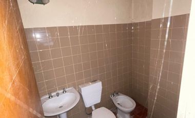CASA A RECICLAR  EN VENTA EN AVENIDA ZANNI
