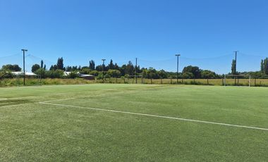 VENDO RECINTO DE 5 CANCHAS DE PASTO SINTÉTICO EN LOS ÁNGELES