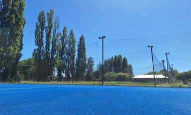 VENDO RECINTO DE 5 CANCHAS DE PASTO SINTÉTICO EN LOS ÁNGELES