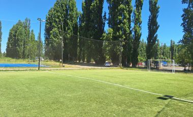 VENDO RECINTO DE 5 CANCHAS DE PASTO SINTÉTICO EN LOS ÁNGELES