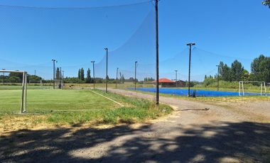 VENDO RECINTO DE 5 CANCHAS DE PASTO SINTÉTICO EN LOS ÁNGELES