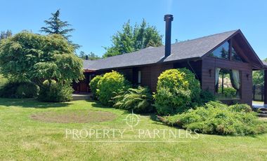 Gran casa en exclusivo condominio