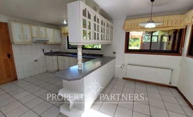 Gran casa en exclusivo condominio