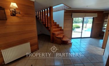 Gran casa en exclusivo condominio