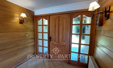 Gran casa en exclusivo condominio