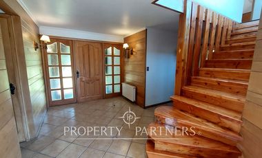 Gran casa en exclusivo condominio