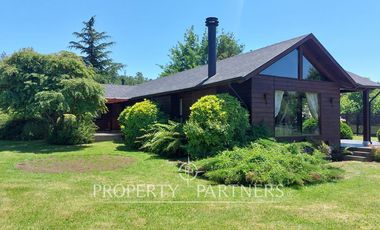 Gran casa en exclusivo condominio