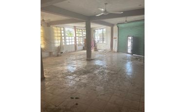 Renta de Propiedad Comercial en Avenida Bonampak - 800 m²