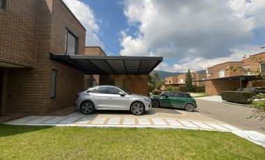 Venta de Casa Conjunto Palo de Agua