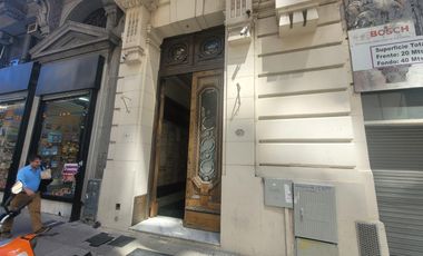 Venta Oficina en Microcentro Excelente Ubicación .