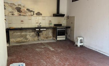 Depósito en Lomas de Zamora Oeste