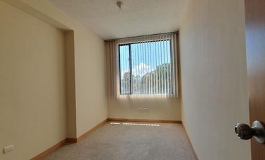 Renta dpto 3 dorm. Mariana de Jesús- Hospital Metropolitano