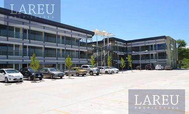 Oficina en venta de 54m2 - Complejo Verdi 57, Pilar
